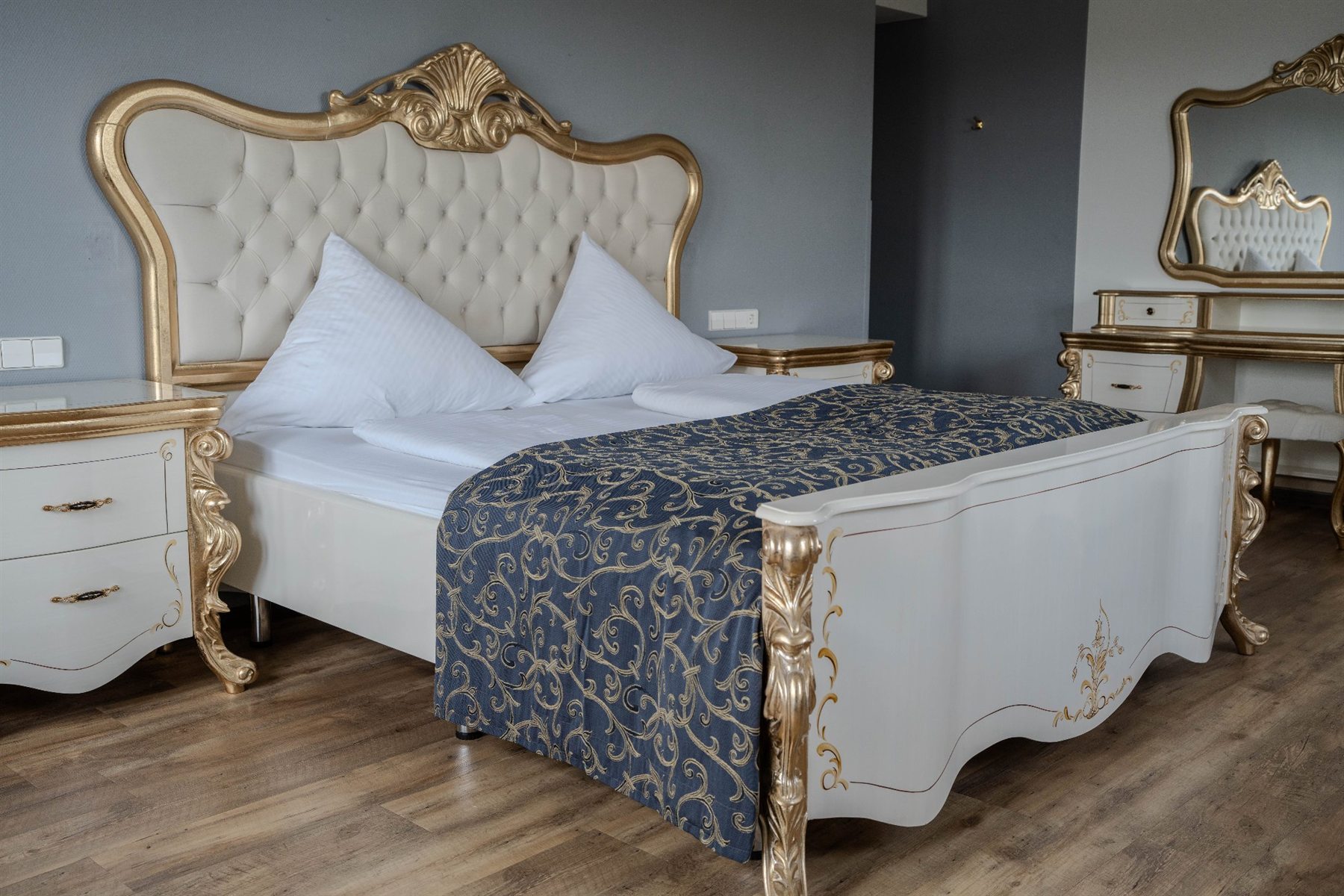 Hotel & Zimmer
